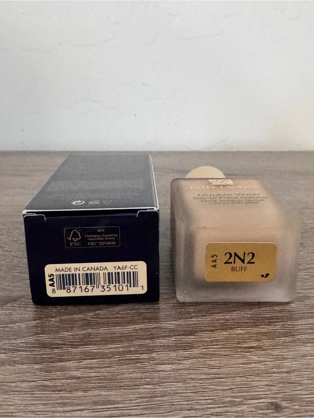 Estee Lauder Double Wear Foundation 2N2 Buff